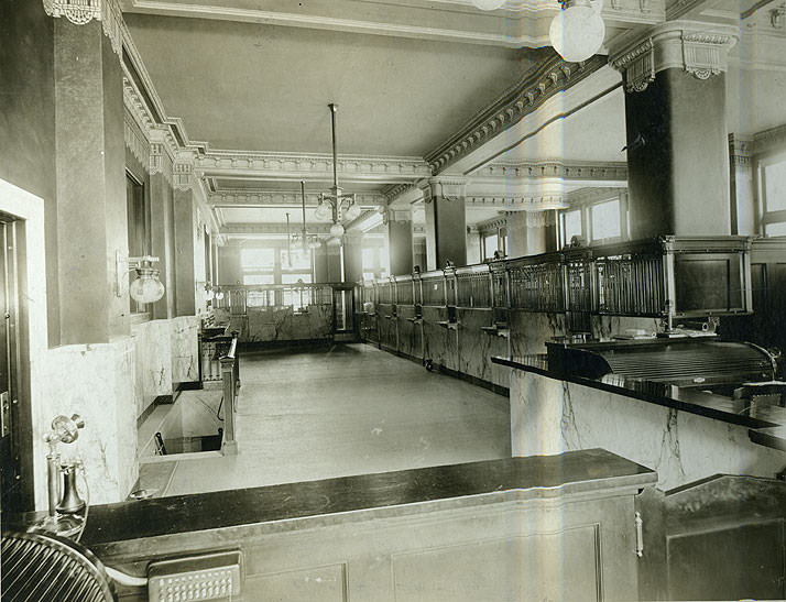 #138 Interior of Fidelity Trust Co., Tacoma, 1912
