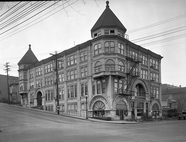 #100 Samson Hotel, South Thirteenth Street and Fawcett Avenue, Tacoma, 1927