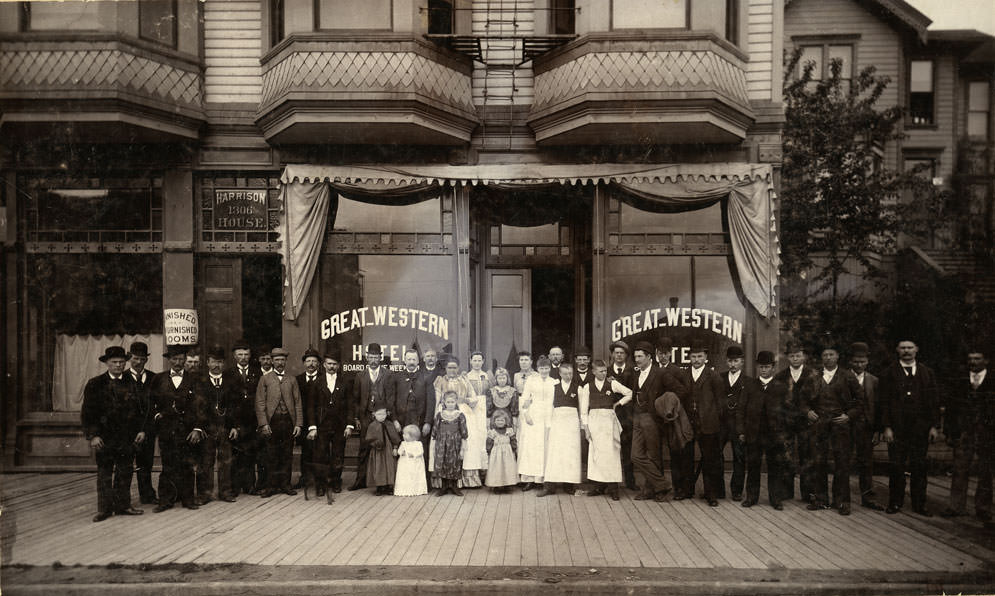 #159 Group photo in front of Great Western Hotel, 1894