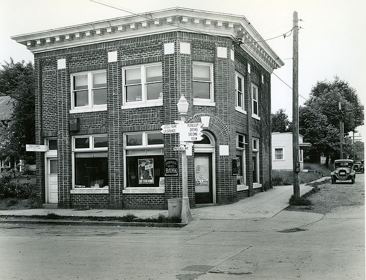 #37 Eatonville State Bank, 1942