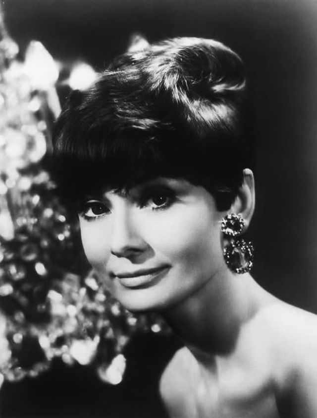 Fabulous Photos of Audrey Hepburn During the filming of &;Wait Until Dark (1967)&; Movies &; TV