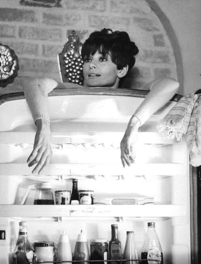 #40 Fabulous Photos of Audrey Hepburn During the filming of ‘Wait Until Dark (1967)’ #40 Movies & TV