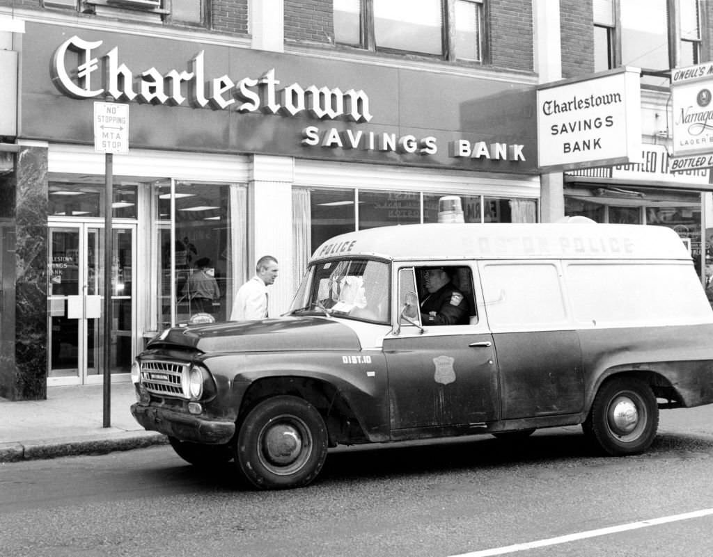 #104 The Charlestown Savings Bank on Tremont Street in Boston, 1965.