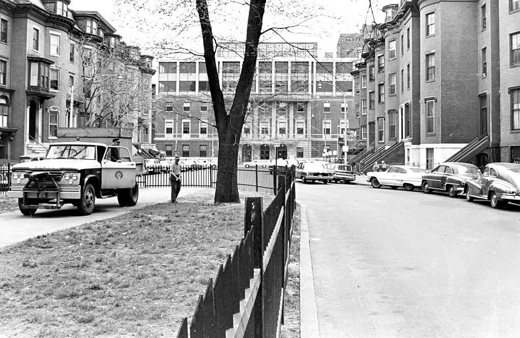#127 Worcester Square in Boston on May 7, 1964.