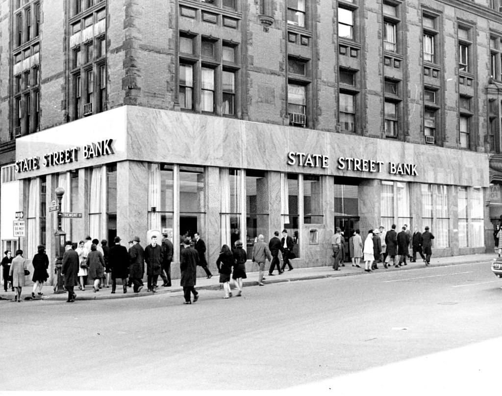 #173 The exterior of a State Street Bank branch on Tremont Street in Boston, Nov. 4, 1966.