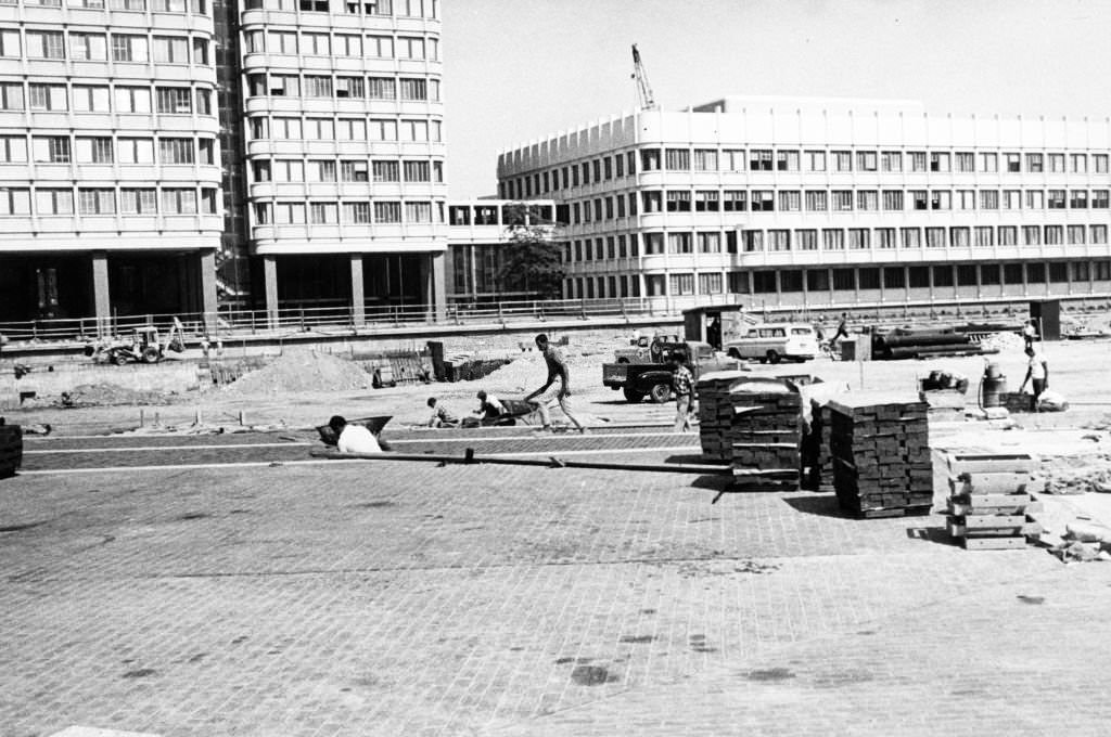 #221 Stage One in the Government Center Plaza construction in Boston on Aug. 22, 1968.