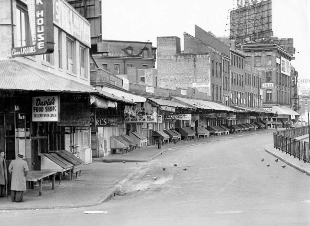 #29 Shoppers at Haymarket in Boston on Nov. 11, 1961.