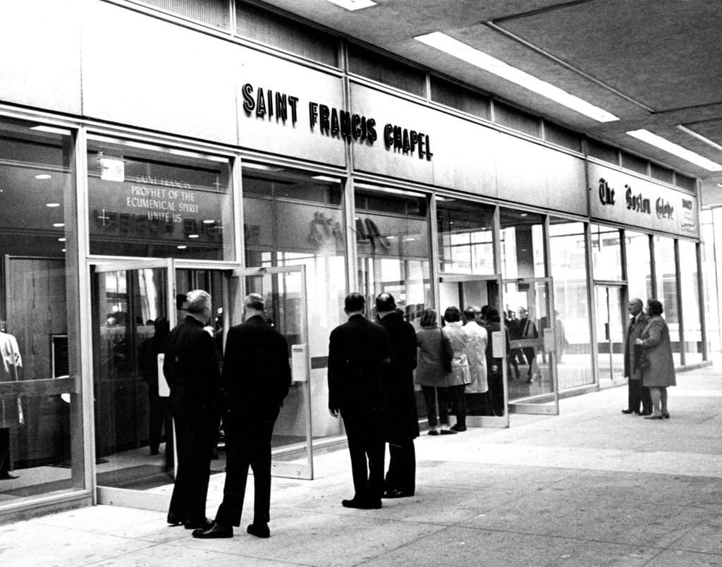 #266 The entrance to the Saint Francis Chapel at the Prudential Building in Boston, next to the entrance to the Boston Globe offices, Nov. 11, 1969.