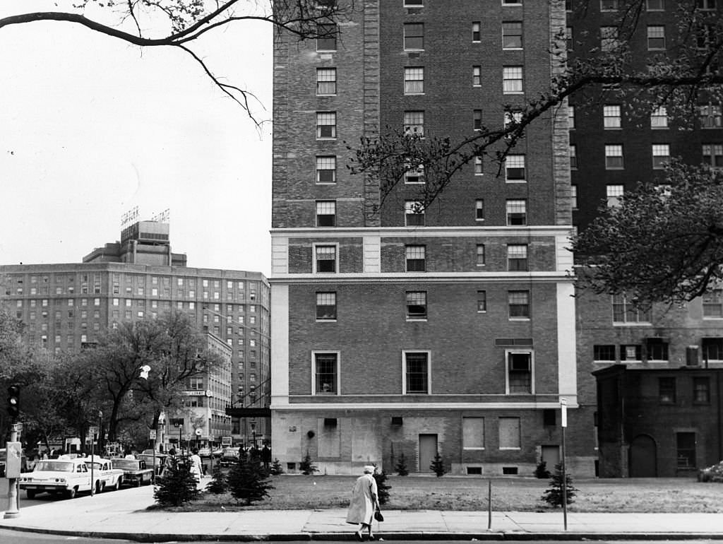 #95 A new high-rise luxury apartment building is proposed for the lot next to the Ritz-Carlton Hotel on the corner of Commonwealth Avenue and Arlington Street in Boston’s Back Bay, seen here May 11, 1965.