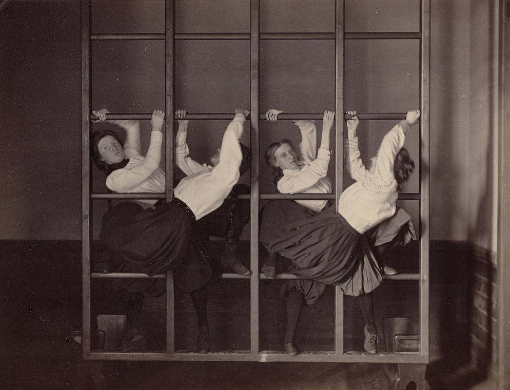 Rare Historical Photos of Students of Boston&;s Schools Exercising in the 1890s Sports