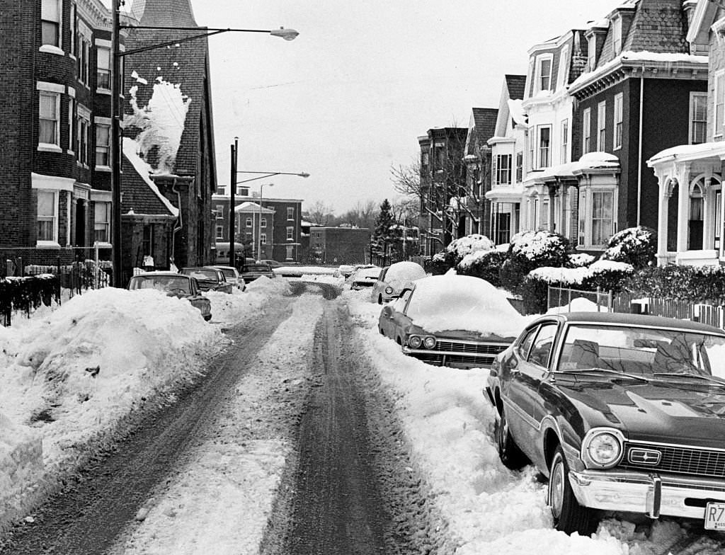 #131 Woodbine Street in Roxbury is still unplowed at 3 p.m., 1976.