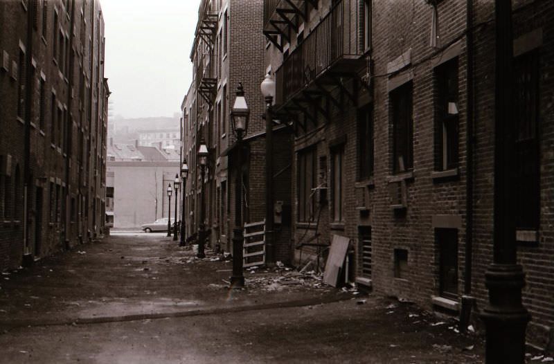 #2 North End alley, Boston, 1979