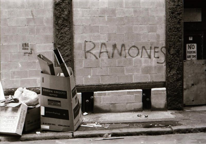#4 Ramones, Financial Zone, Boston, 1979