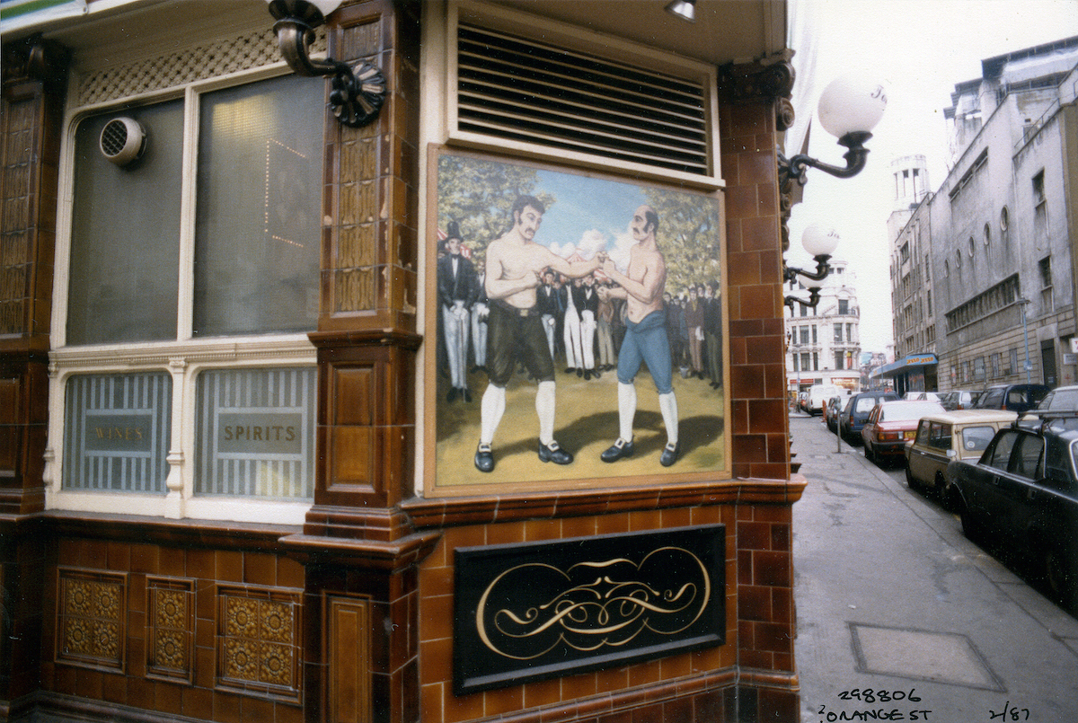 #44 Tom Cribb, Pub, Panton St, Oxendon St, Westminster, 1987,