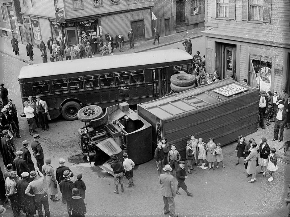 #16 Truck and El Bus collide in South Boston, 1934