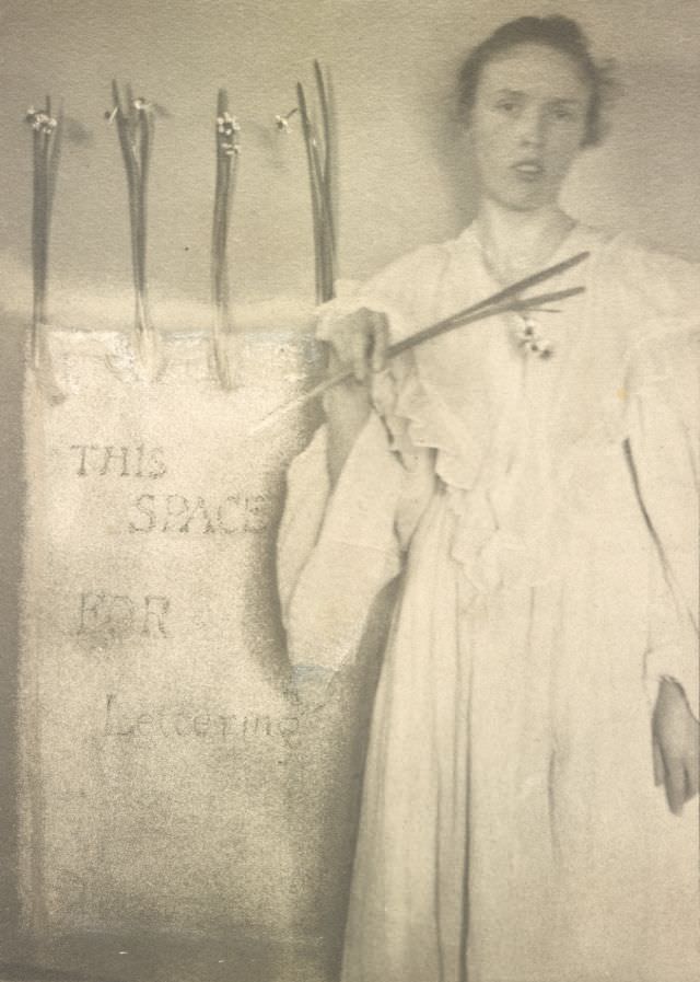 #20 1 Elizabeth Felix with paperwhites, 1900