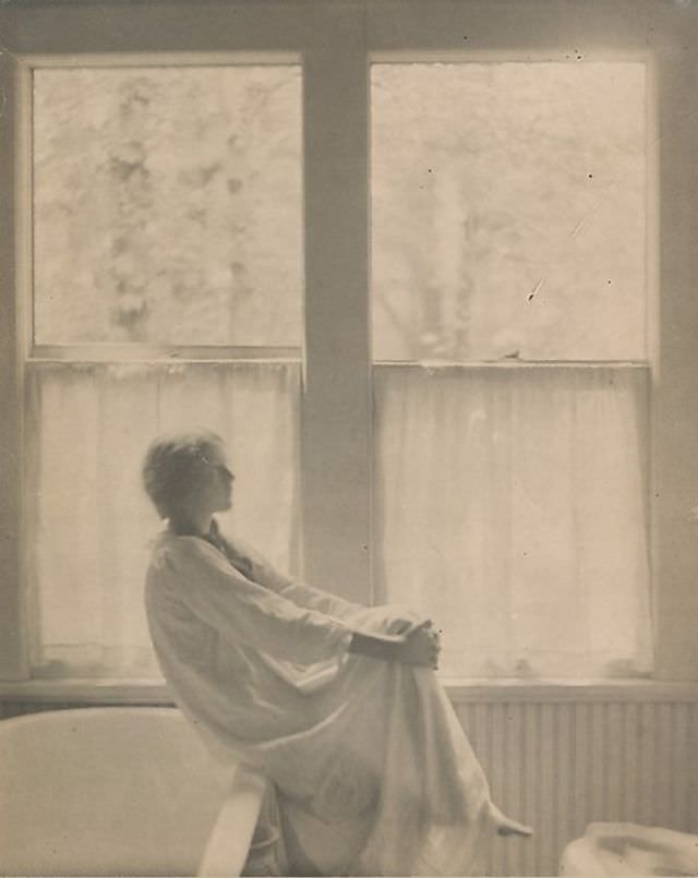 #28 Morning, the bathroom 1906