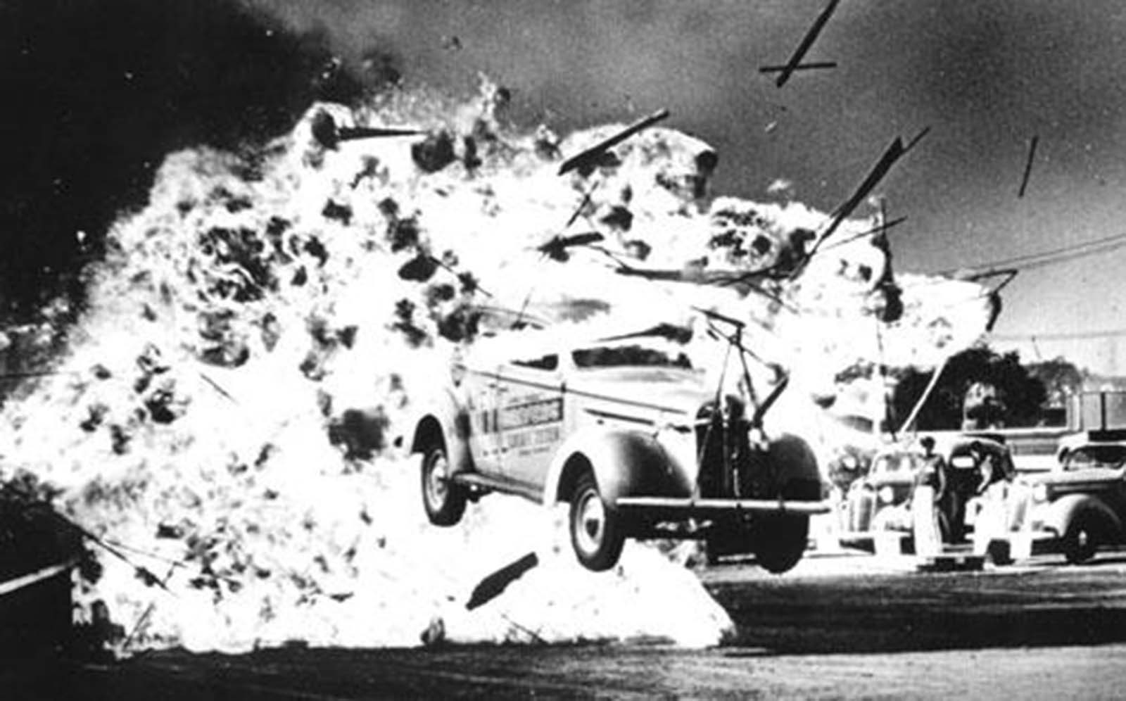 The Daredevil Stunt Drivers who entertained Crowds by Crashing Cars and flying Cars Weird