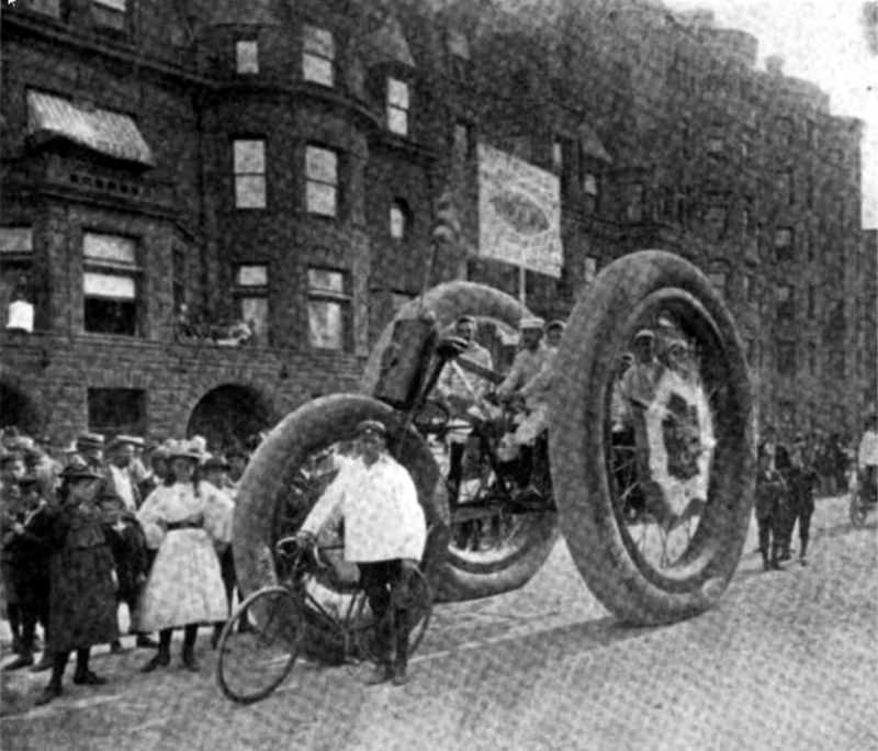 The Giant Mechanical Tricycle from 1896 which Required Eight Men were Required to Propel Inventions