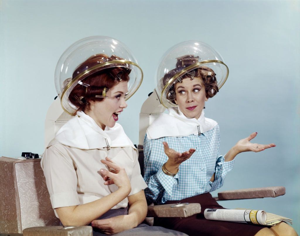 #5  The Bizarre History and Photos of Different Hair Dryer Models from the 20th Century #5 Inventions
