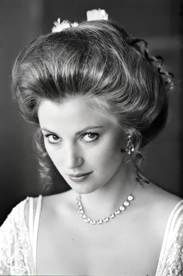 Stunning Photos of Jane Seymour during the Filming of &;Somewhere in Time (1980)&; Celebrities