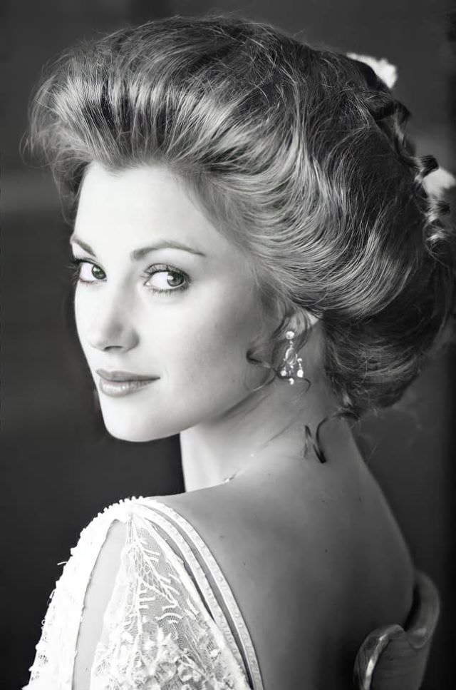 Stunning Photos of Jane Seymour during the Filming of &;Somewhere in Time (1980)&; Celebrities