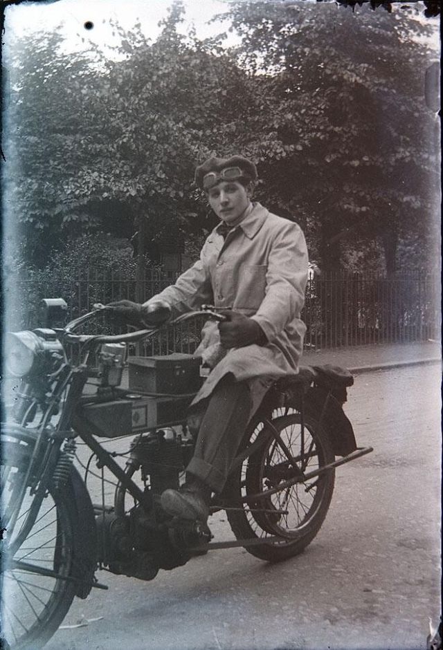 #31 Bradbury motorcycle