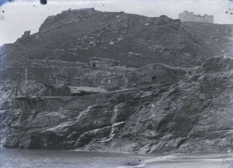 #33 Tintagel beach and Camelot Castle Hotel, Cornwall