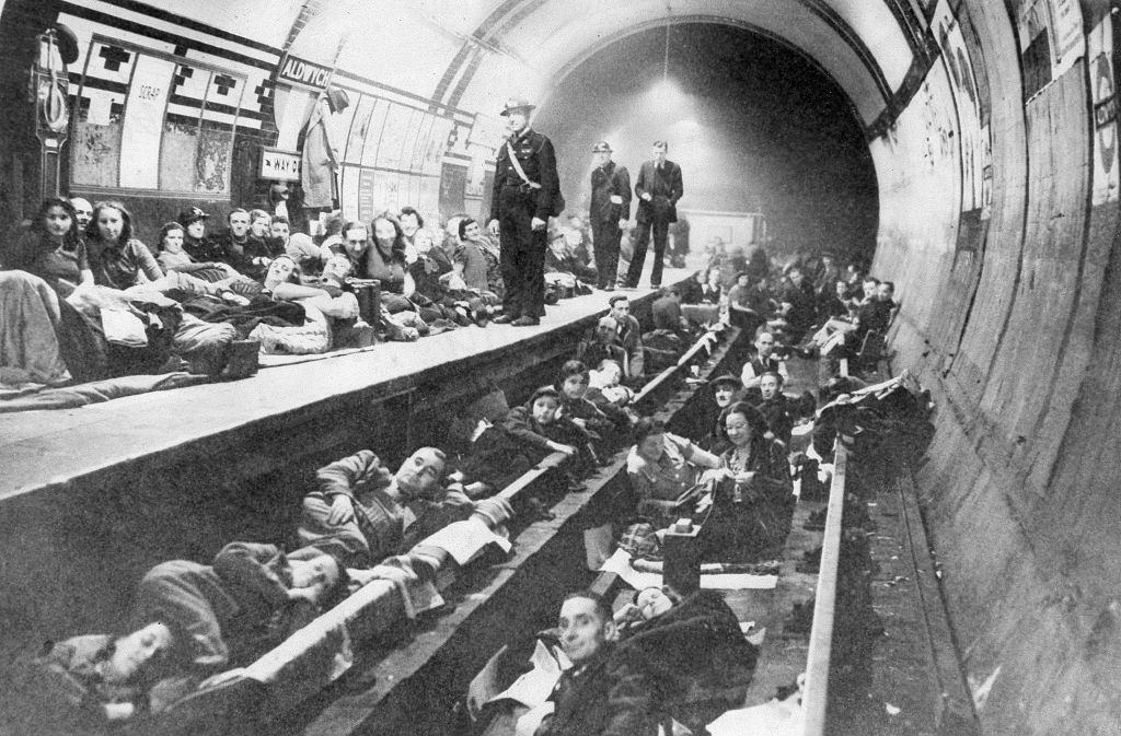 #46 Underground stations serving as shelters during the german bomb attacks on London, 1940