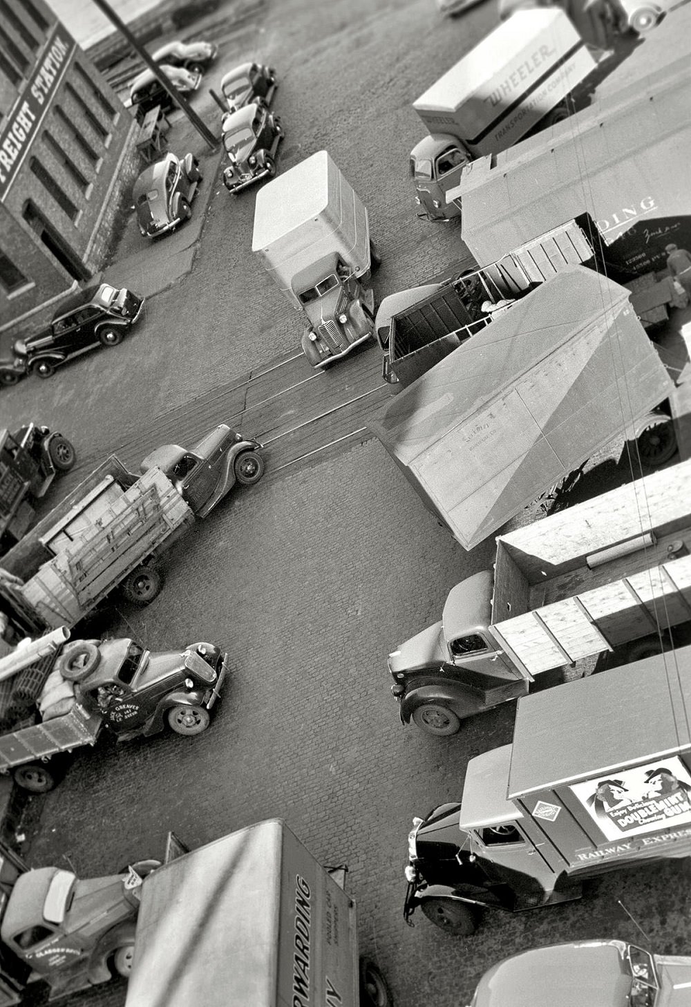 #36 Trucks loading at farm implement warehouse, Minneapolis, Minnesota, September 1939