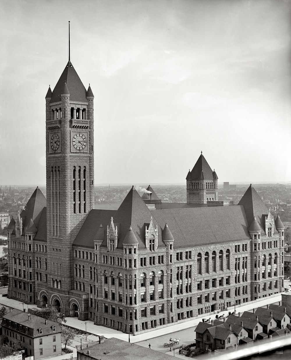 #27 Courthouse and City Hall, Minneapolis, Minnesota, circa 1905