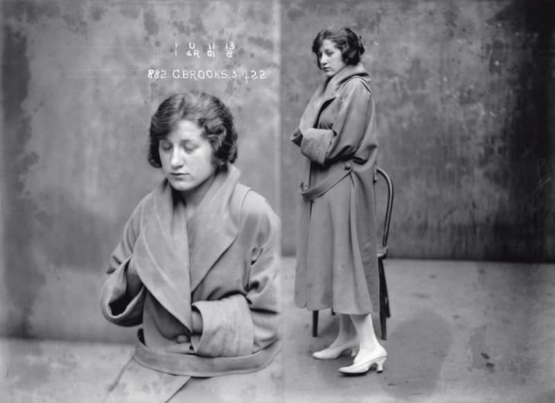 #12 Clara Brooks, 1922