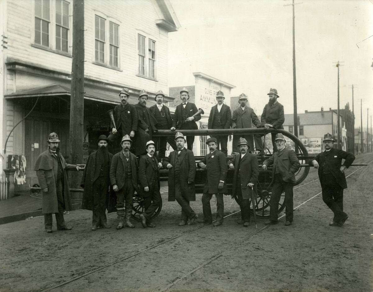#39 Construction on Highways Licenses Building, April 8, 1961. Includes trucks with materials.