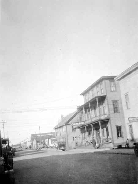 #26 George Blankenship outside the Carlton Hotel, Olympia, 1924