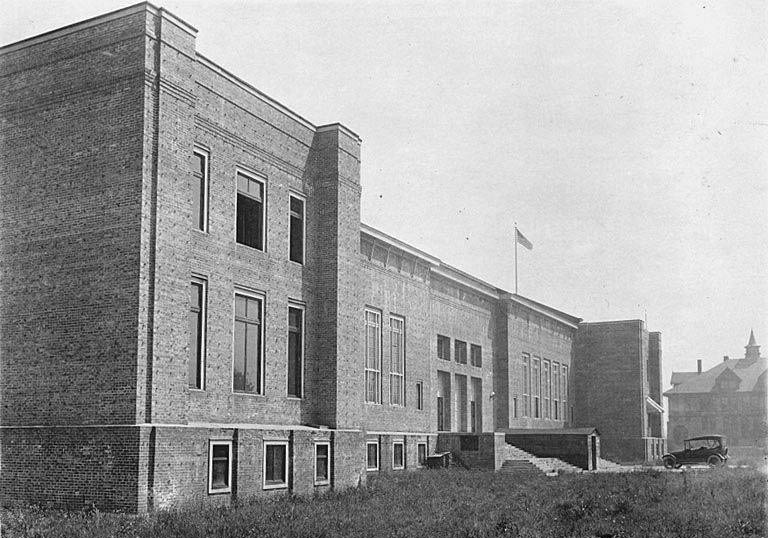 #18 Washington State Capitol Temple of Justice construction, west end of building site, Olympia, 1917