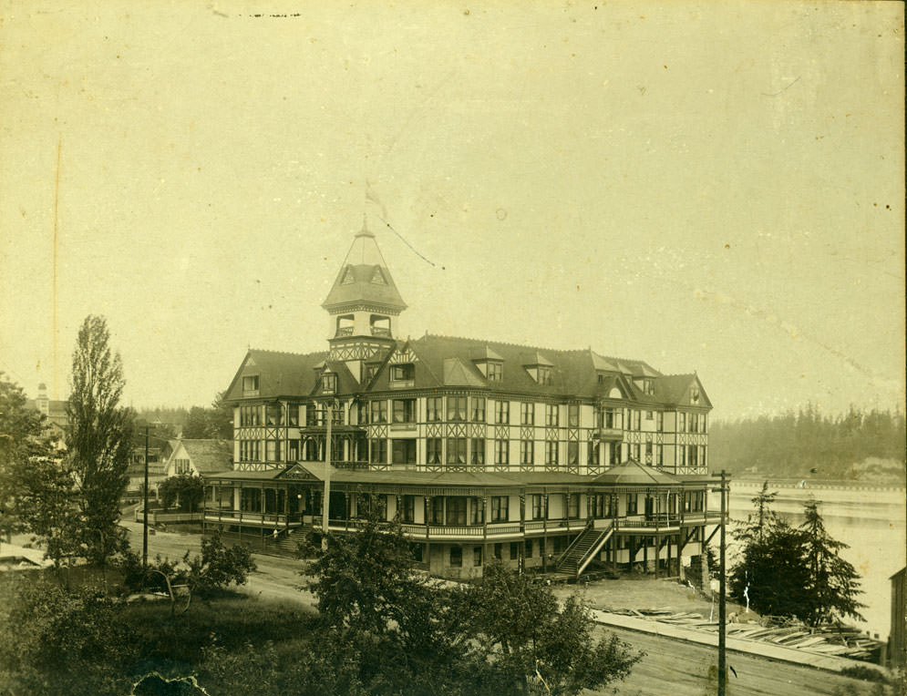 #27 Old Olympia Hotel, Olympia, 1899
