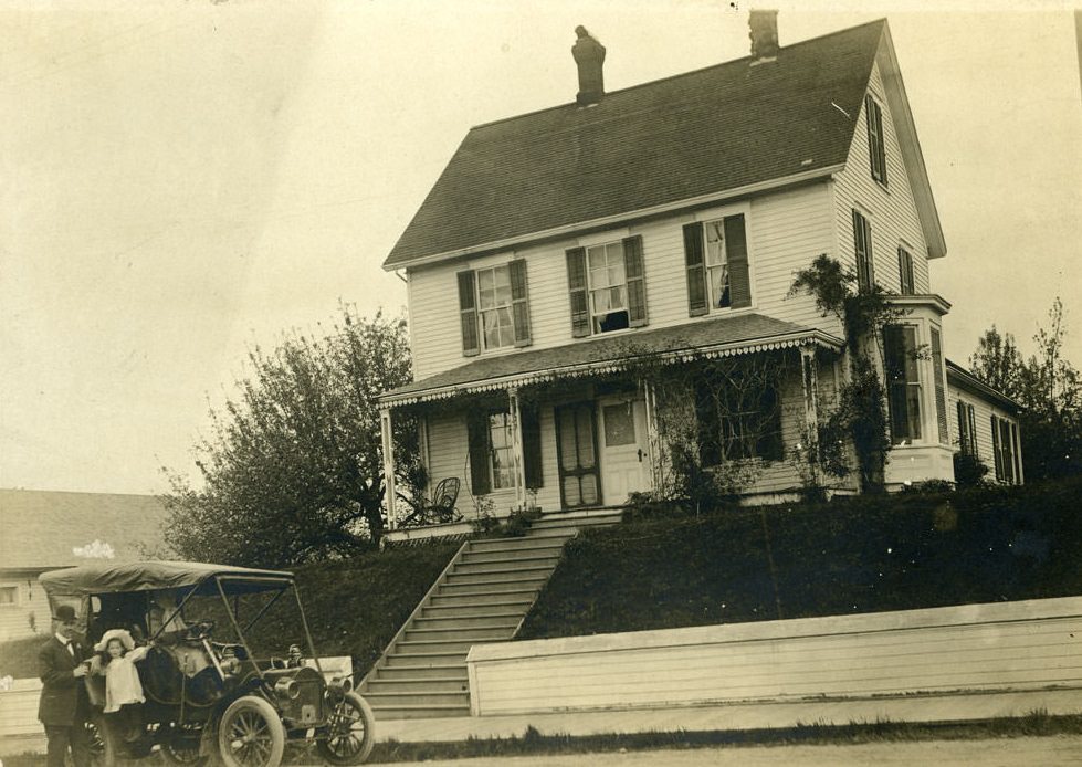 #71 Benjamin Price Home, Olympia, 1895
