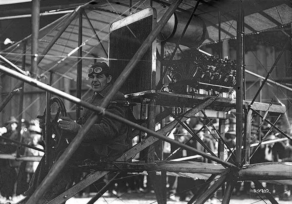 #39 Fred Wiseman, Aviator, Olympia, 1911