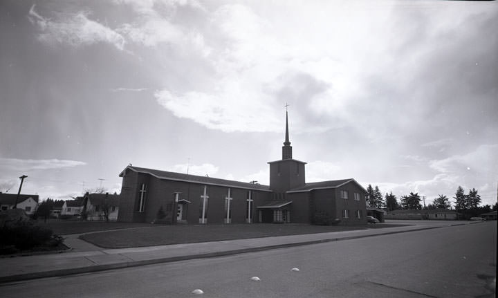 #78 Flame princesses, Olympia, 1960