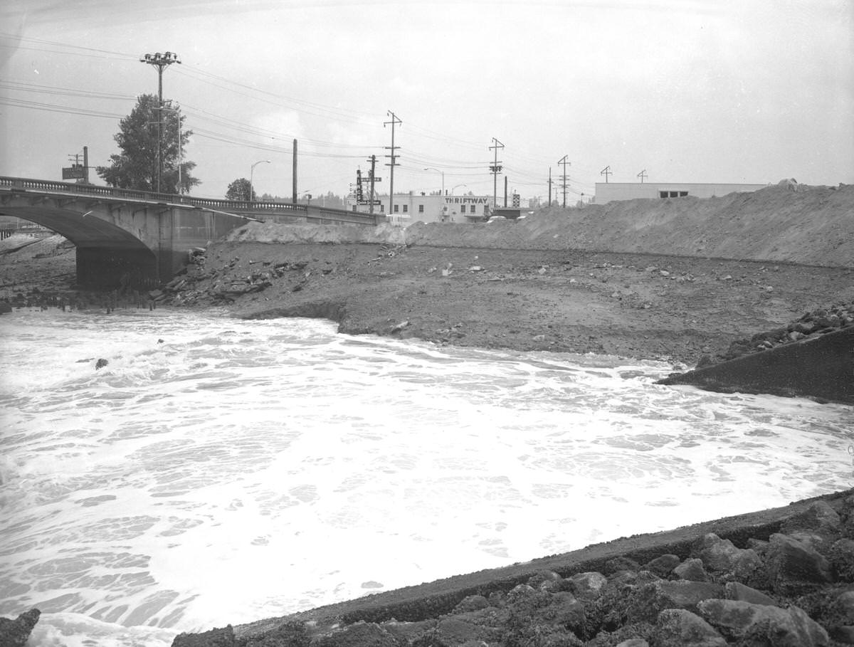 #3 Capitol Lake and 4th Avenue Bridge, July 18, 1962.