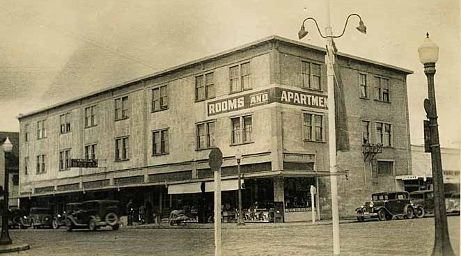 #38 Angelus Hotel building, Olympia, 1940s