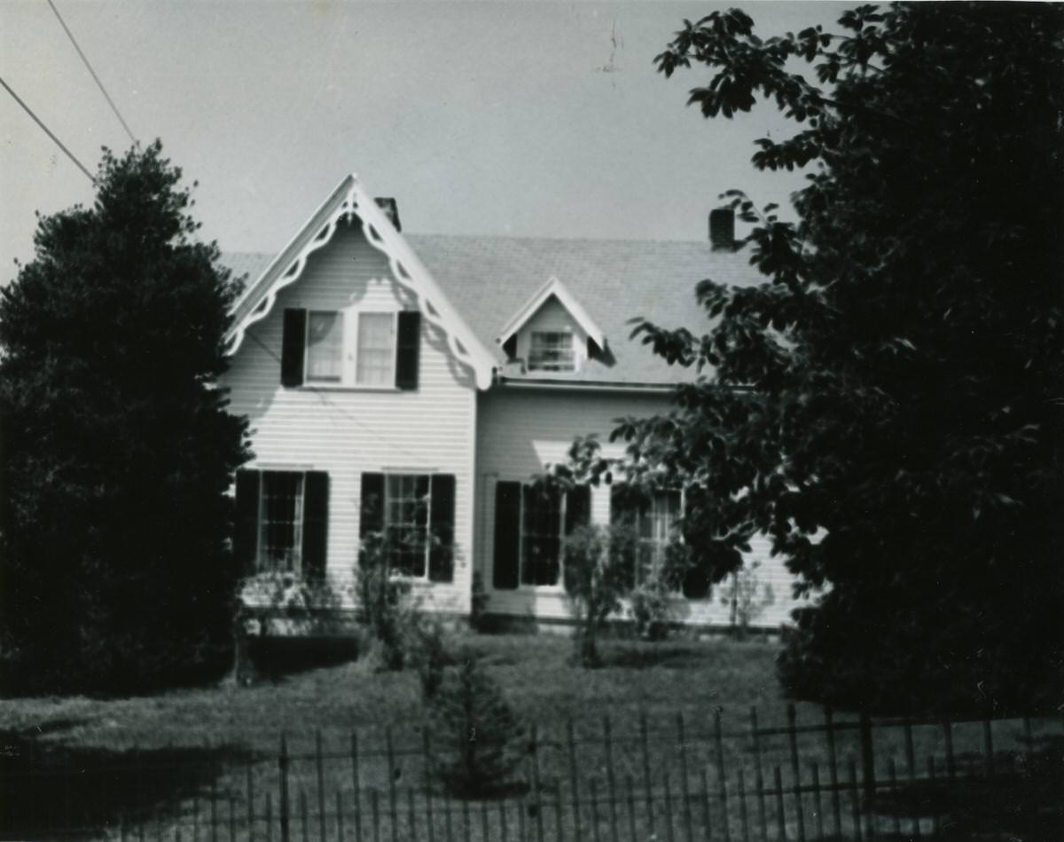 #28 Bigelow house, Olympia, 1968
