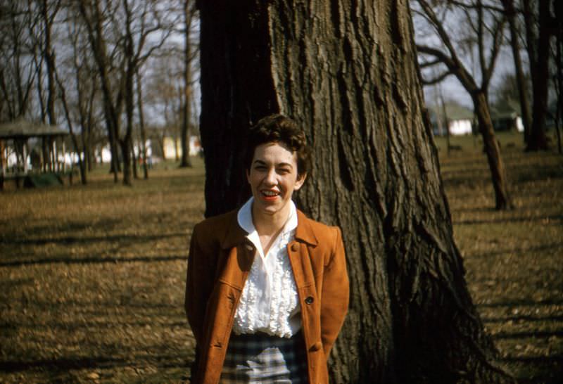 #28 Woman in park, 1958