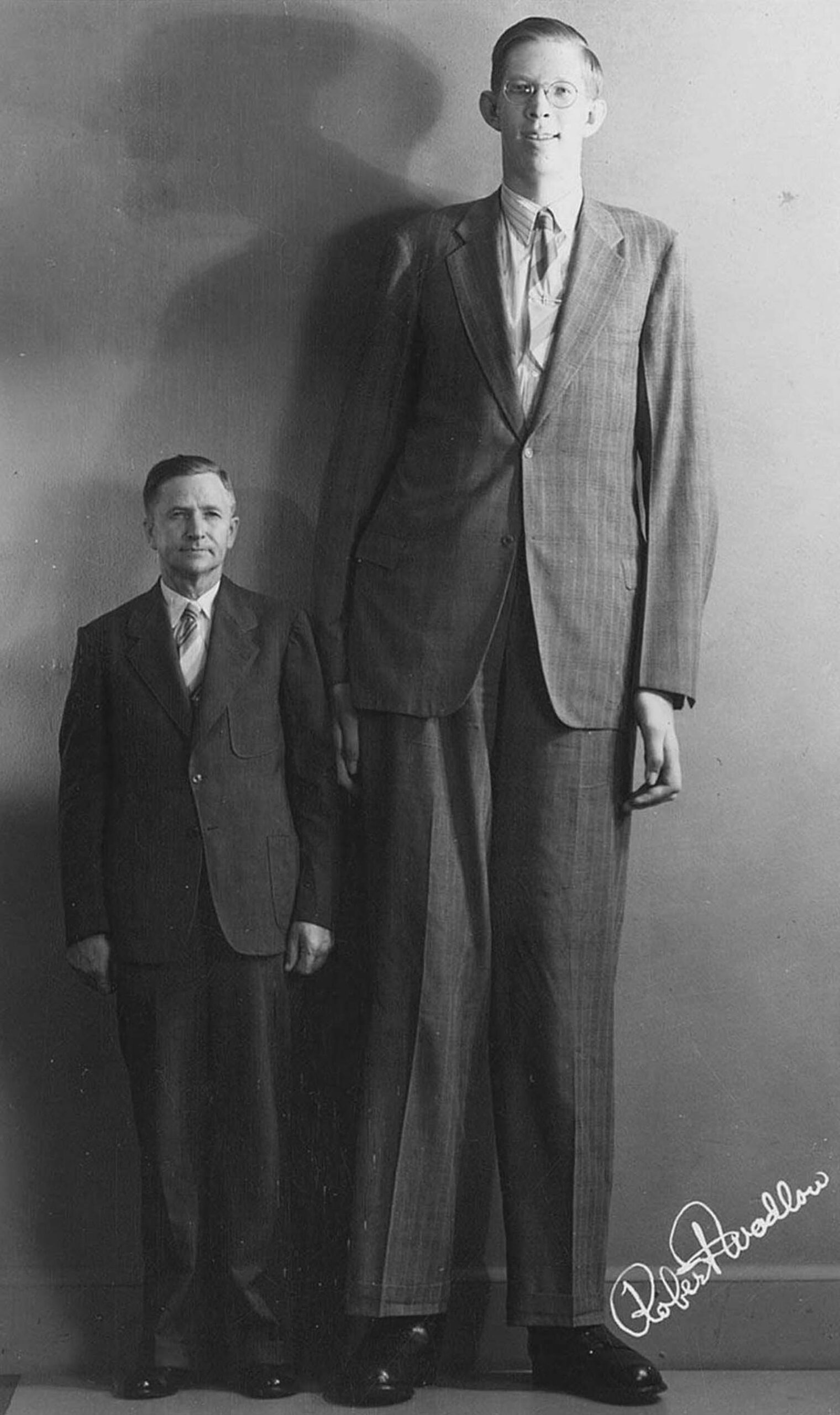 #5 Robert Wadlow and his father.