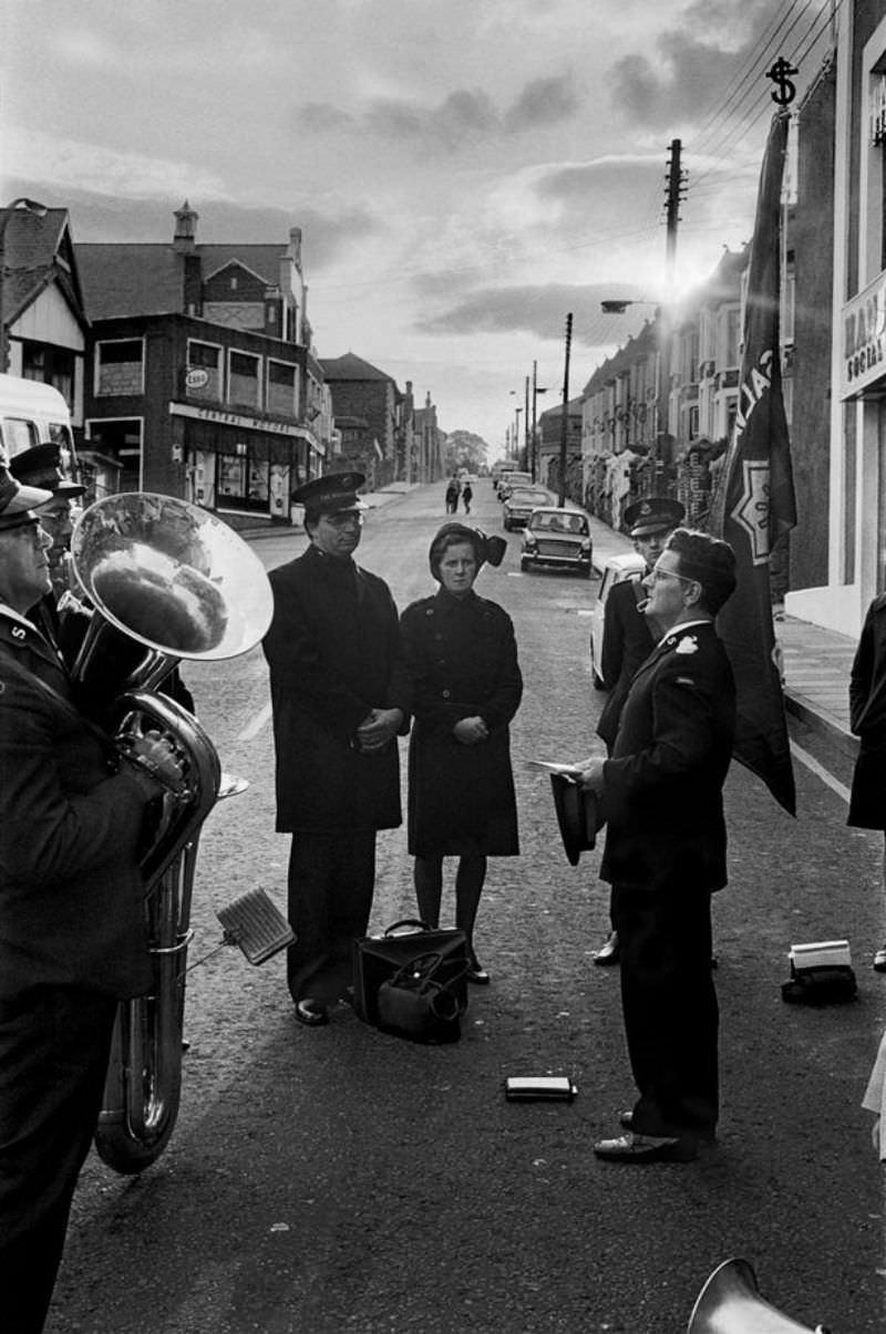 #33 A Salvation Army service, Bargoed