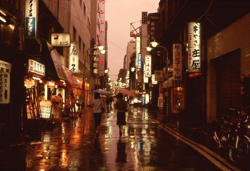 #22 Tokyo street scenes, 1983