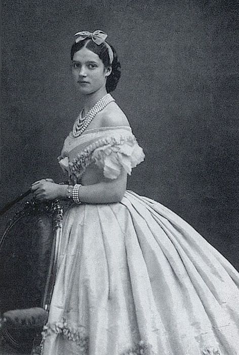 #13 Maria Feodorovna in her wedding day, ca. 1960s