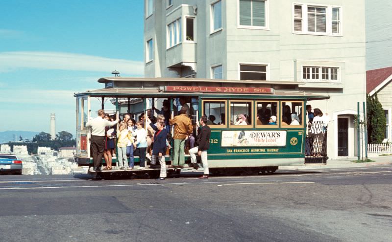 #62 Powell-Hyde cable car route. View east on Lombard Street at Hyde Street, 1971