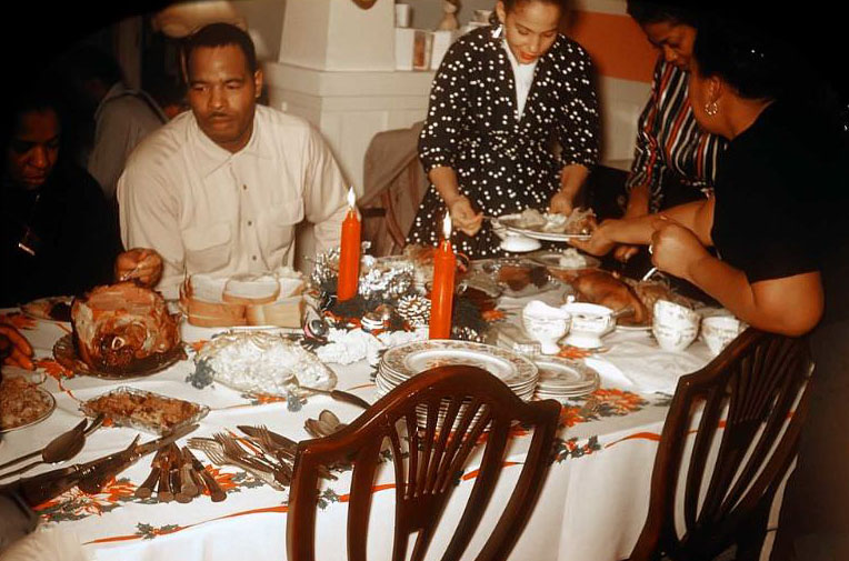 #25 Scenes from Christmas dinner