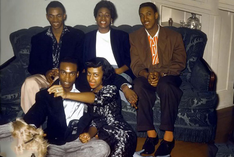 #37 Those crazy teens, they prefer the dog too